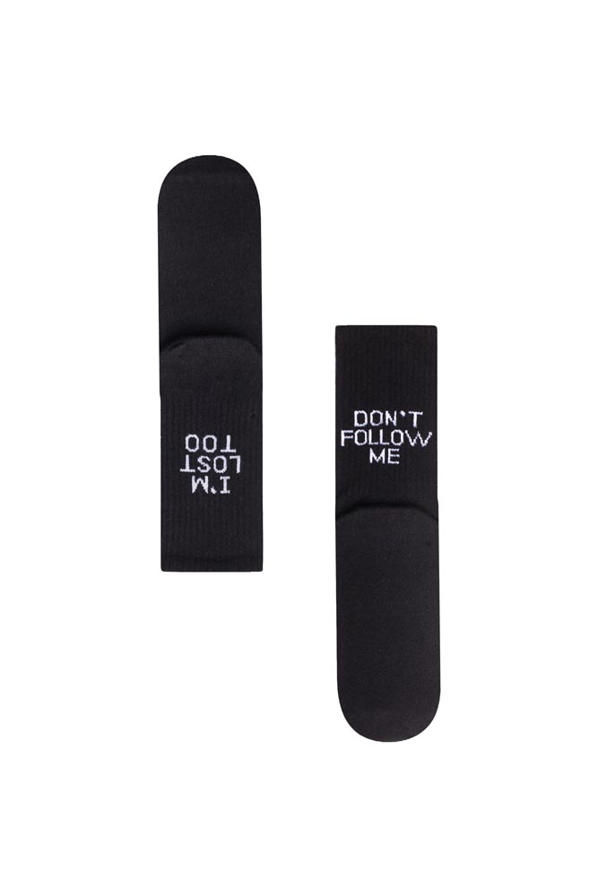 0-267 Καλτσα Unisex με Σχέδιο DON'T FOLLOW ME / I'M LOST TOO - Image 1